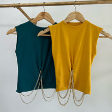 Cargar imagen en el visor de la galería, Croptop con cadenita
